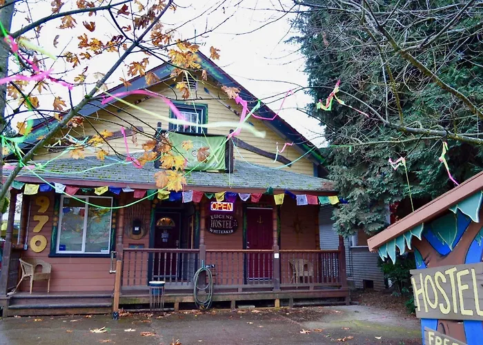 Eugene Lodge And International Hostel