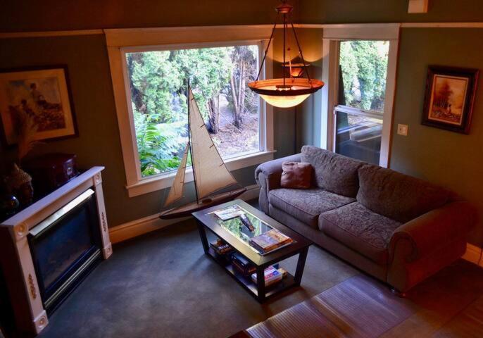 Albergue And International Eugene